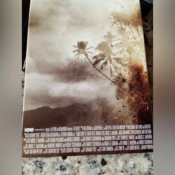 HBO Mini Series “The Pacific” 5 Discs in Collectible Metal Tin - Picture 9 of 16